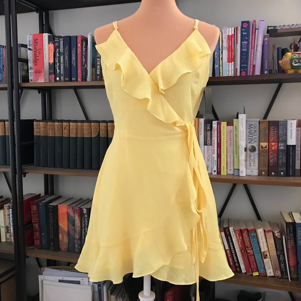 Yellow Wrap Dress💛